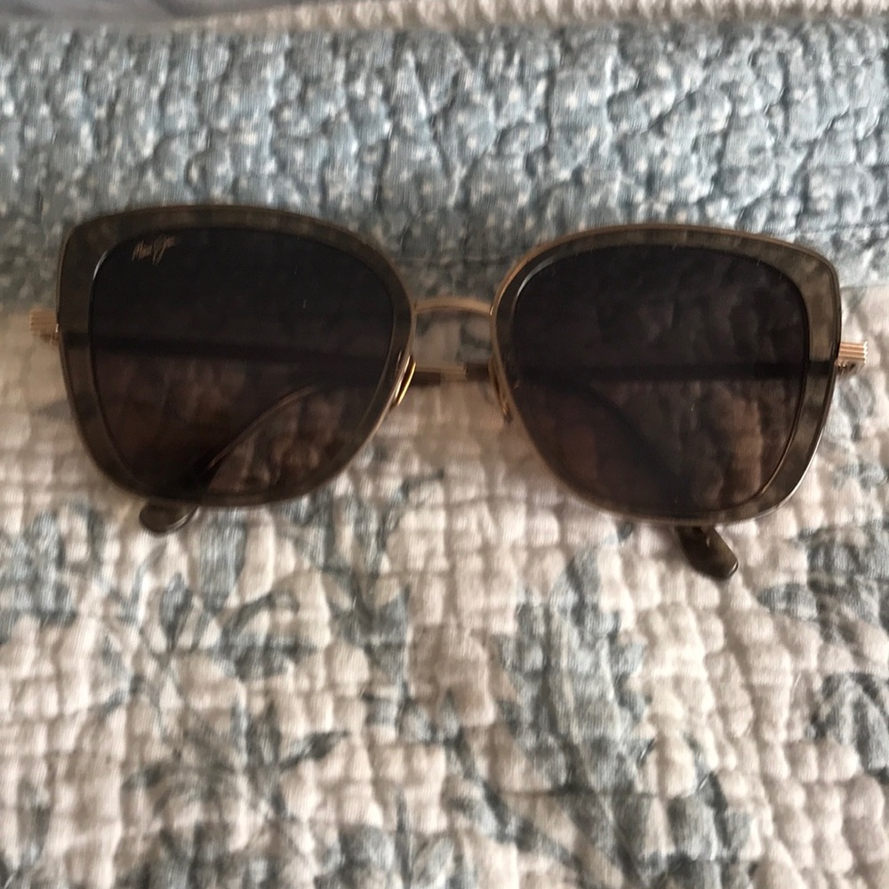 SALE🎈🎈Maui Jim sunglasses